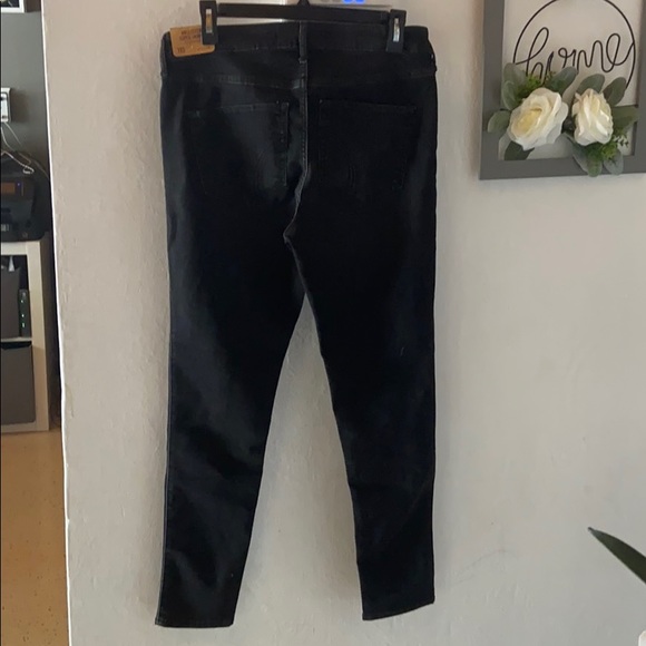 Hollister Jeans 👖 - Picture 2 of 7